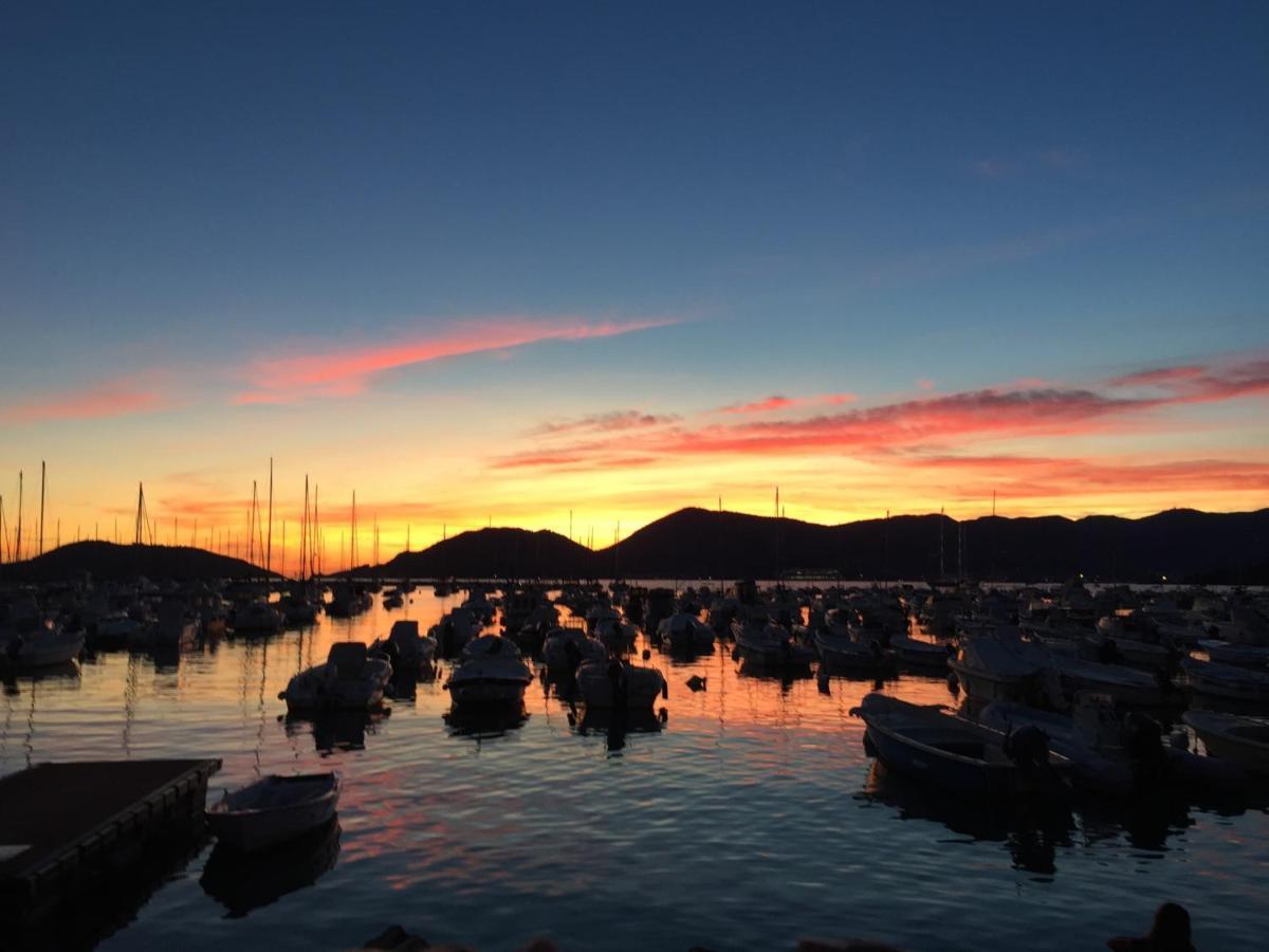 Il Frantoio Di Olimpia Otel Lerici Dış mekan fotoğraf
